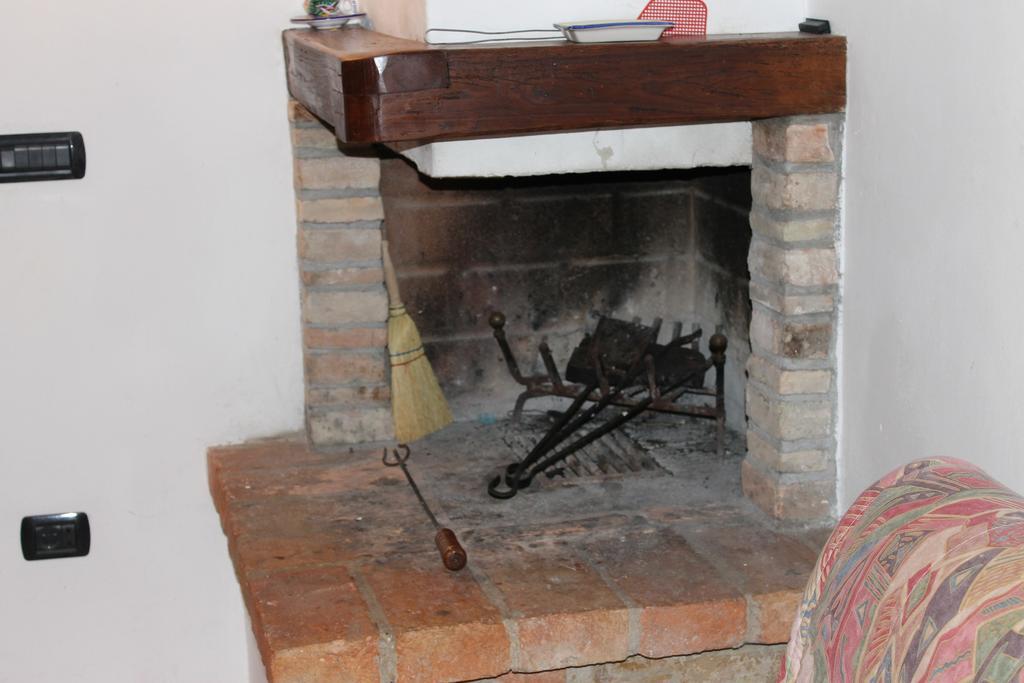 Fattoria Di Rigone Villa Coltavolino Bilik gambar